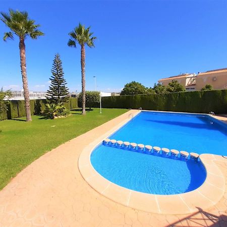 Casa Alegria Apartment With Pool ตอร์เรเวียคา ภายนอก รูปภาพ