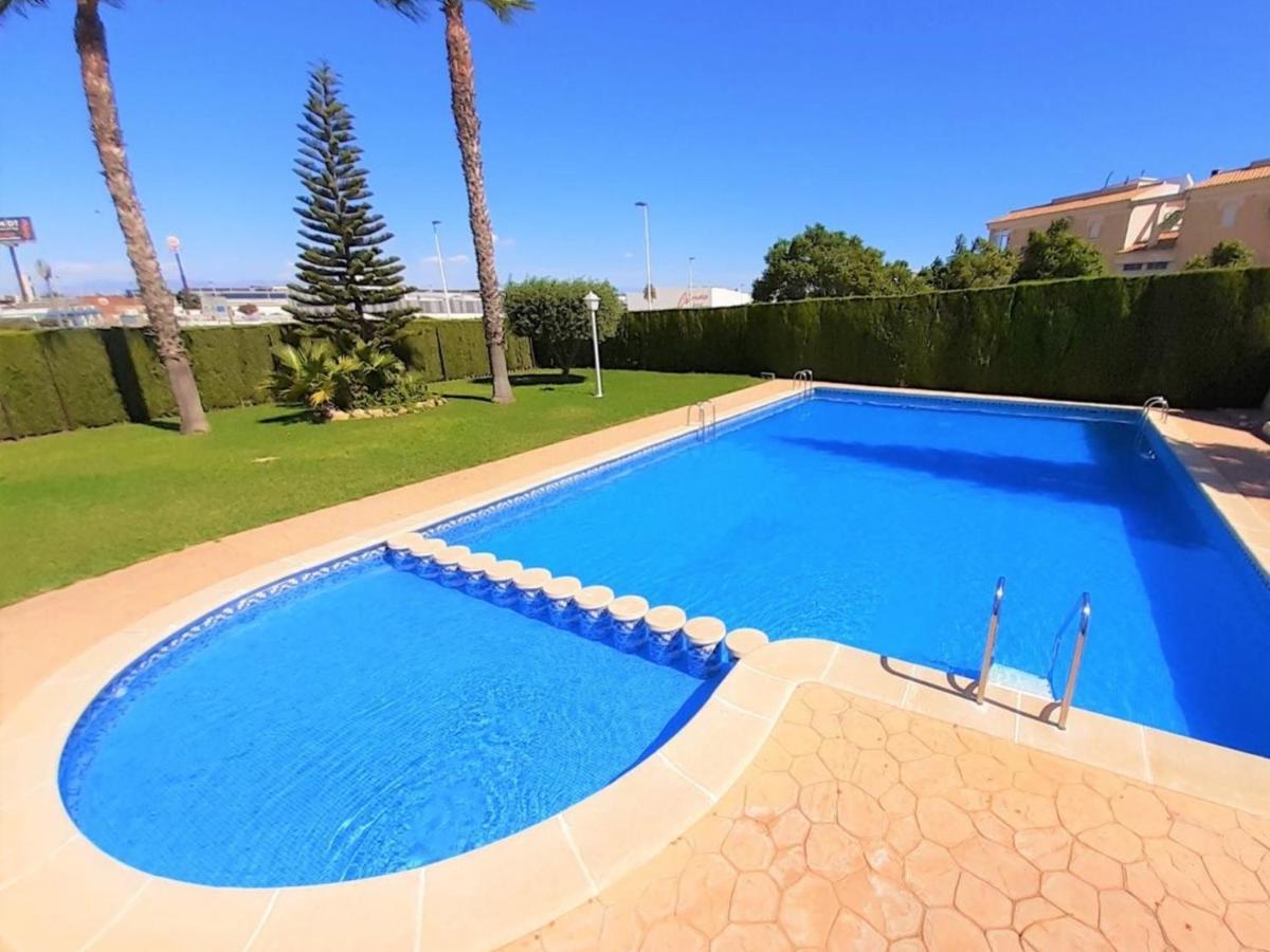 Casa Alegria Apartment With Pool ตอร์เรเวียคา ภายนอก รูปภาพ