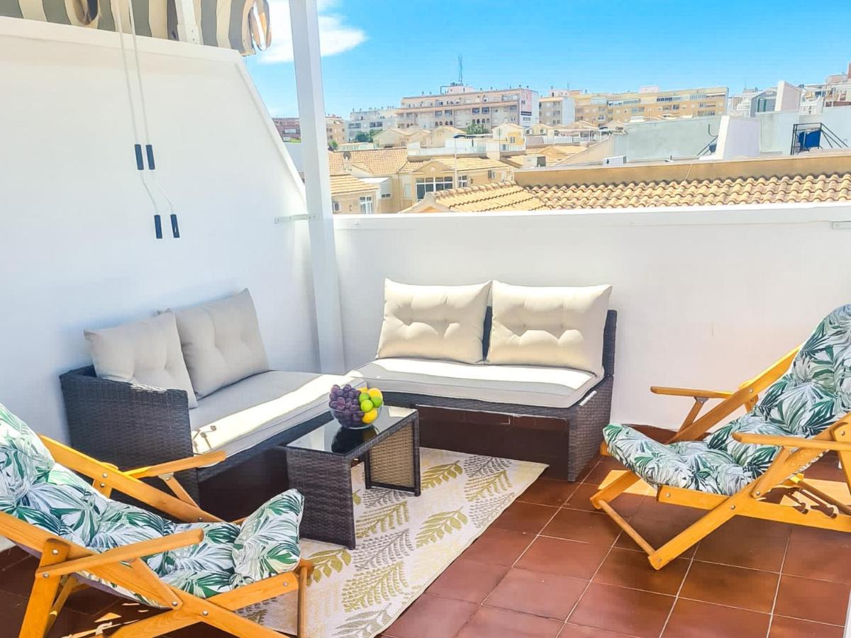 Casa Alegria Apartment With Pool ตอร์เรเวียคา ภายนอก รูปภาพ